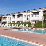 公寓 Comfy With Shared Pool *