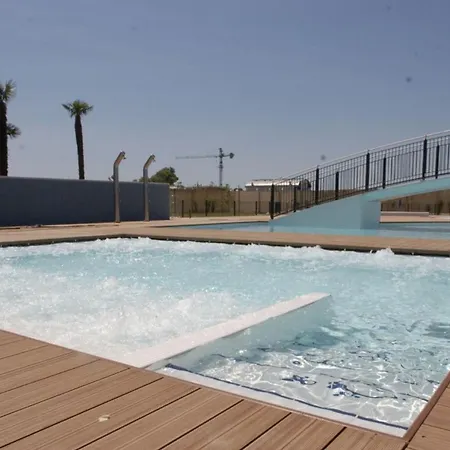 Comfy With Shared Pool Apartment