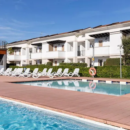 Apartament Comfy With Shared Pool *
